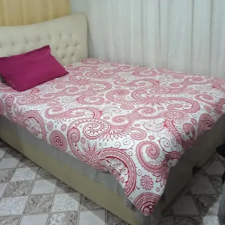 Aykor Homestay * אנטליה